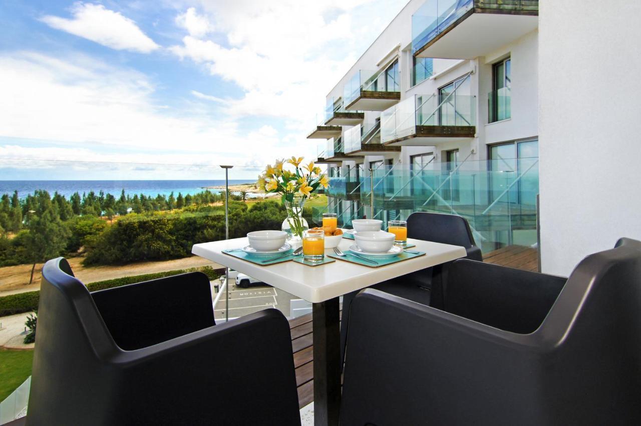 Apartment Josephine - Beachfront Protaras Exterior foto